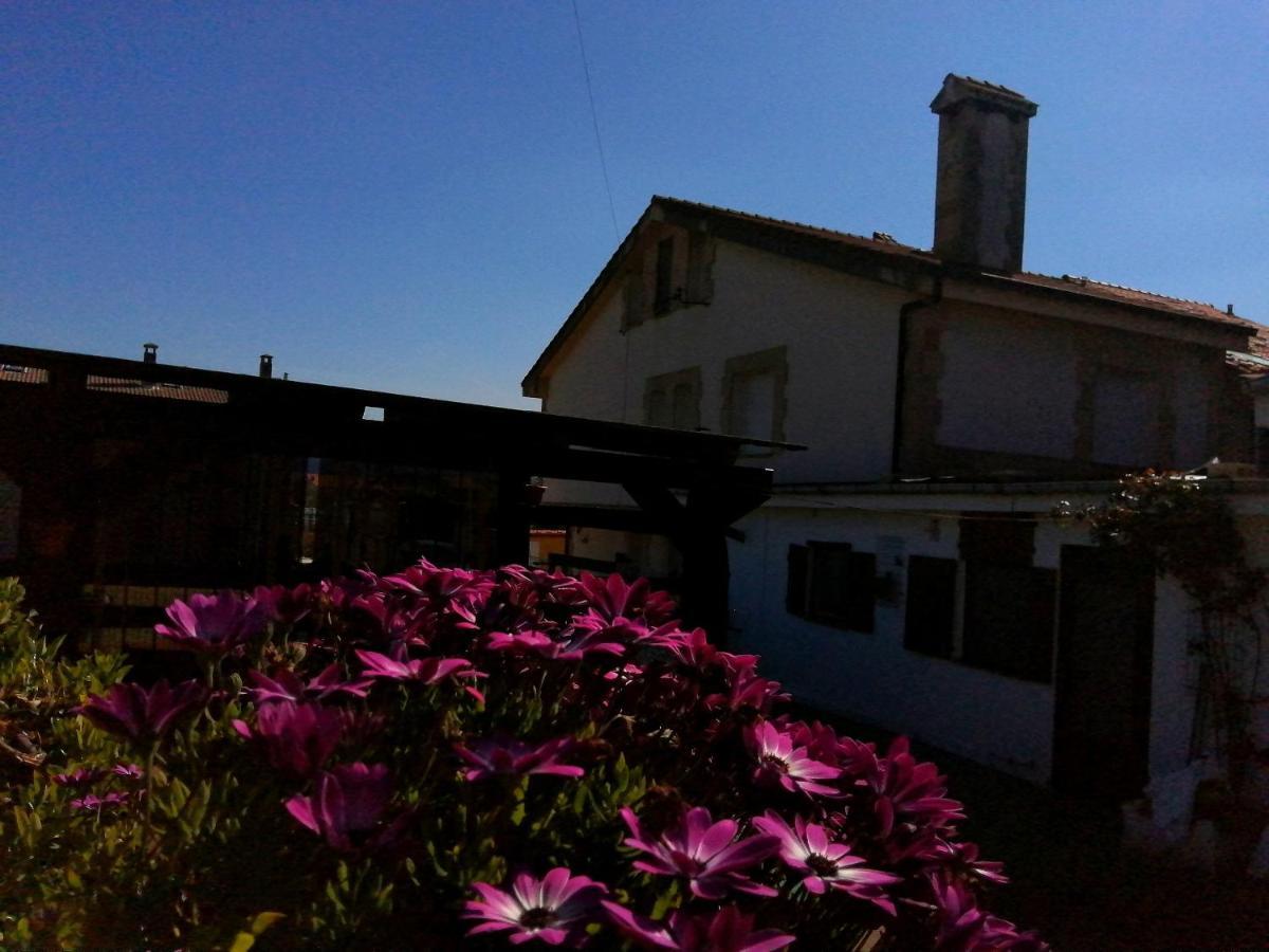 Somonte Costa Villa Santander Buitenkant foto